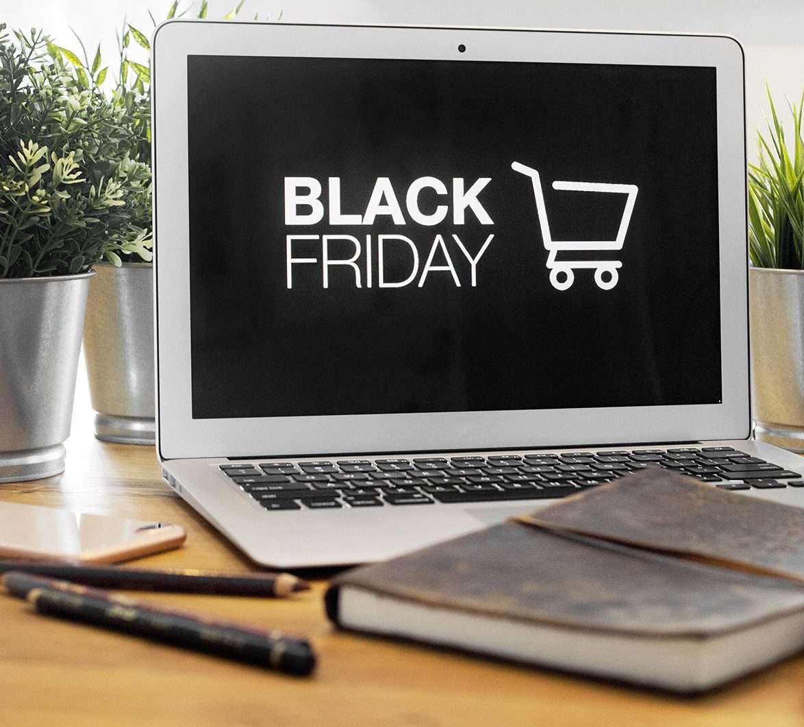 8 Hacks to Have the Best Black Friday